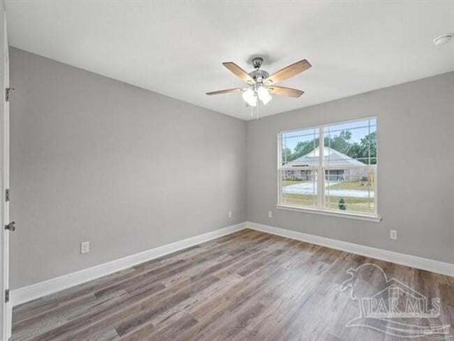 Photo - 1454 Windy Ln