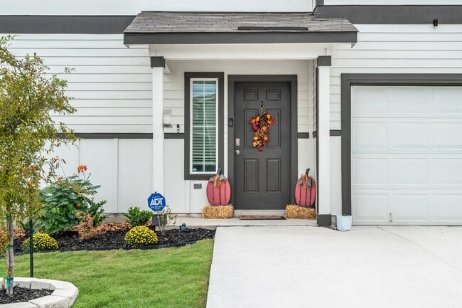 Photo - 9939 Cotton Grass