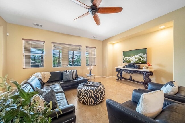 Photo - 40834 Adriatico Ct