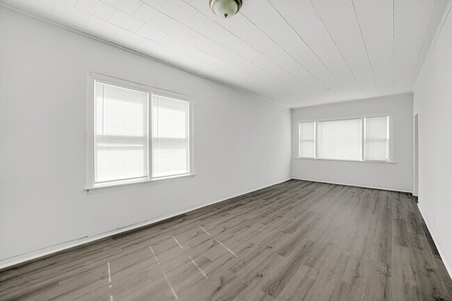 Photo - 120 E Kensington Ave Unit 2-F