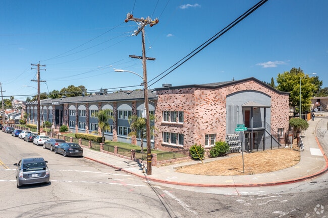 San Leandro Apartments