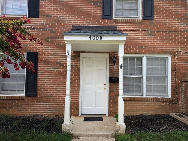 400 Riverside Dr Unit 1