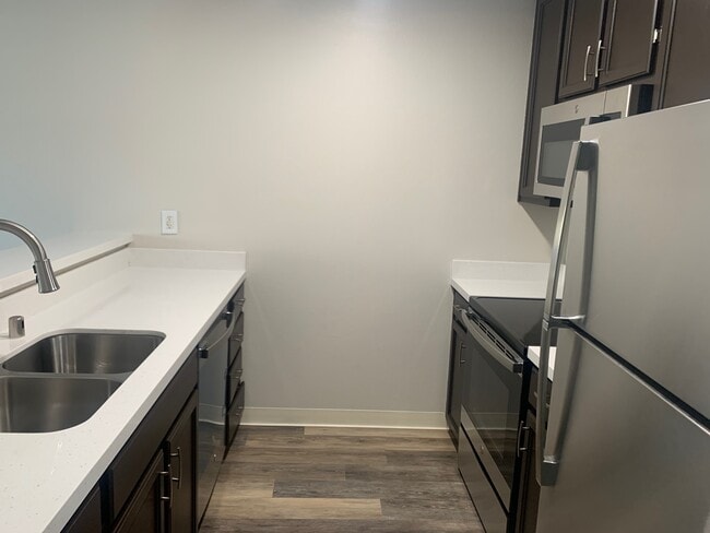 Photo - Flora Vista Apartments