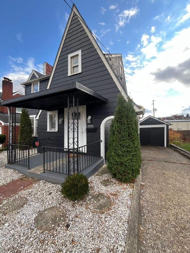 Photo - Three Bedroom Single Family House