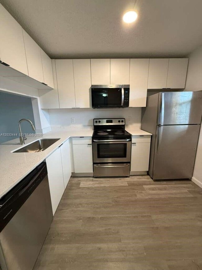 Photo - 9220 NW 1st St Unidad 101
