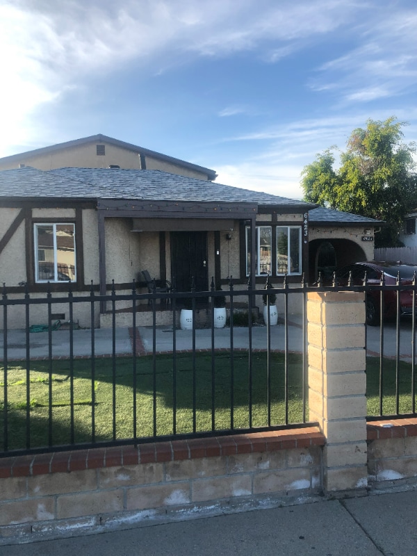 Building Photo - 6423 Tujunga Ave