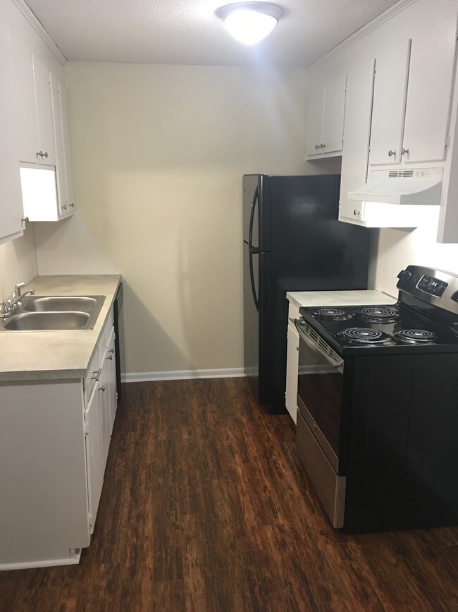 1212 Chesterfield Ave Townhome For Rent in Lancaster, SC