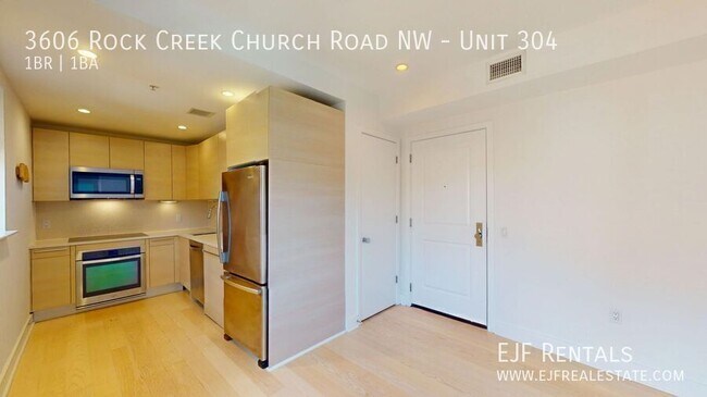Photo - 3606 Rock Creek Church Rd NW Unit 304