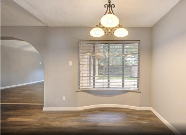 Photo - 10727 Sagewillow Ln