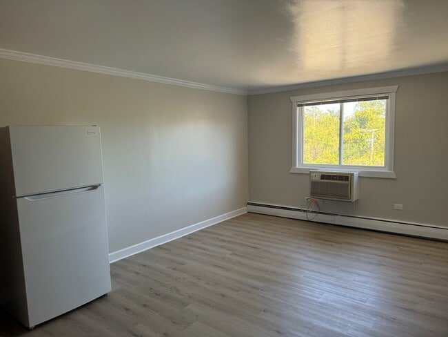 Sala de estar de la unidad 309 - 1351 N Western Ave Unidad 309