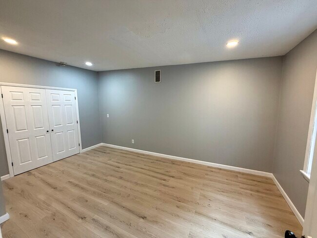 Photo - 277 Rantoul St Unit 2