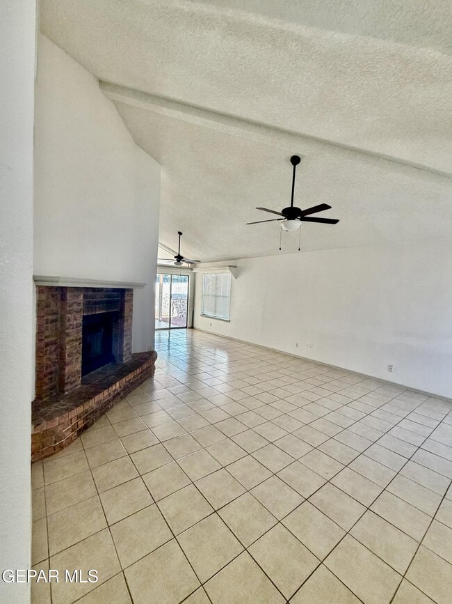 Photo - 1468 Plaza Verde Dr