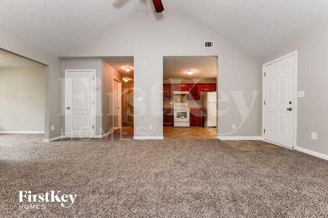 Photo - 208 Cane Ave