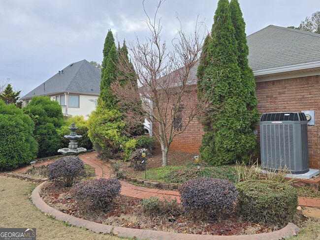 Photo - 65 Wyngate Dr