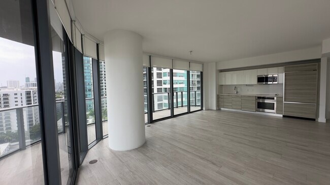 Photo - 101 NE 34th St