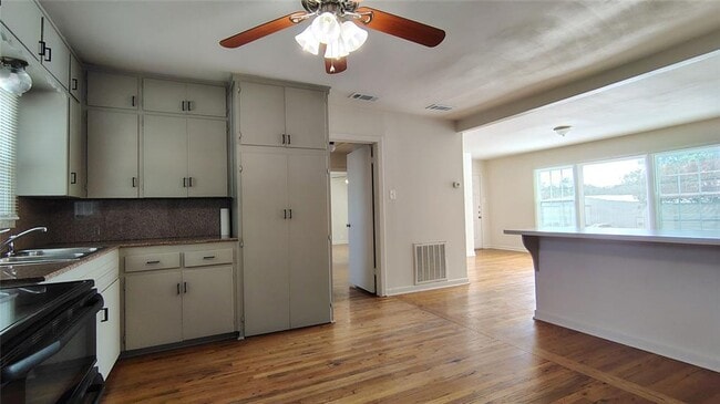 Photo - 2 Bedroom 1 Bath in North Austin