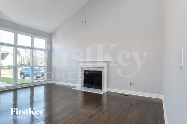 Photo - 5620 Poplar Hill Ct