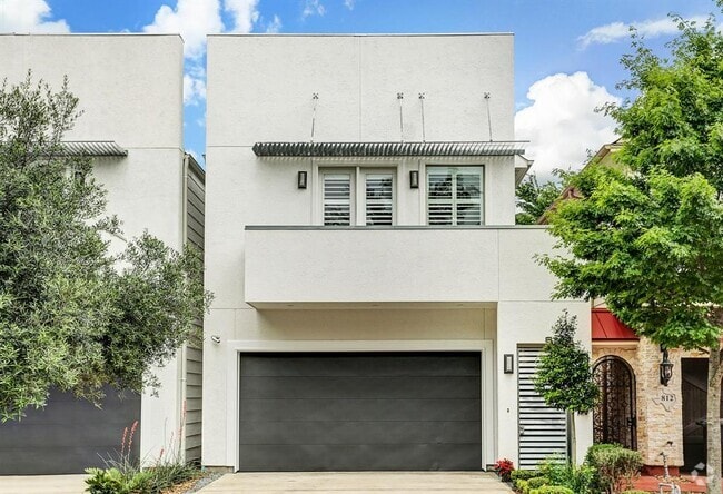 Building Photo - 814a Olive St Rental