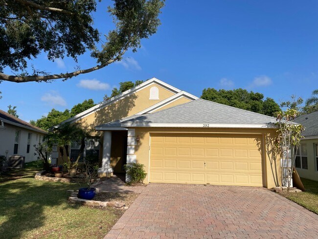 3 Bedroom/2 Bathroom SFH in Lake Griffen E... - 3 Bedroom/2 Bathroom SFH in Lake Griffen E... House