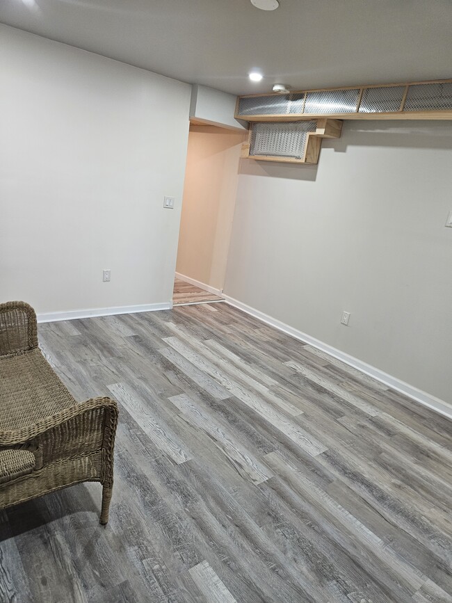 Photo - 3103 88th St