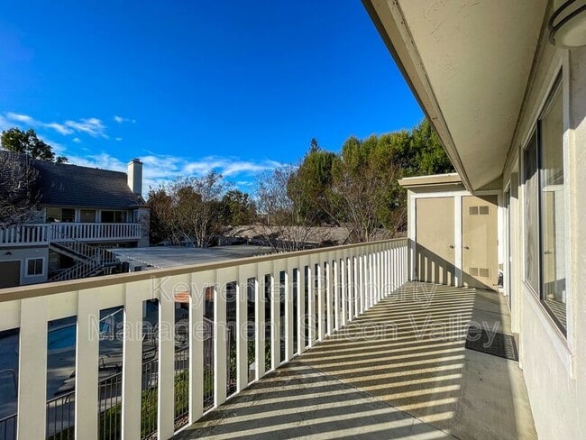 Photo - 2968 Moorpark Ave