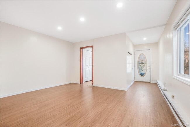 Photo - 43-39 247th St