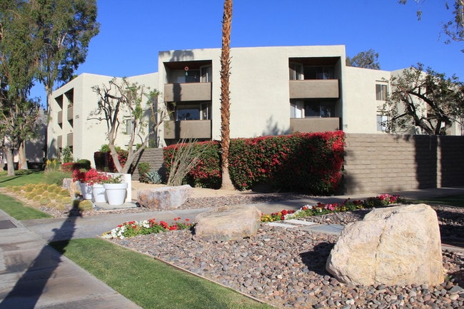 Building Photo - Mojave Blue Rental