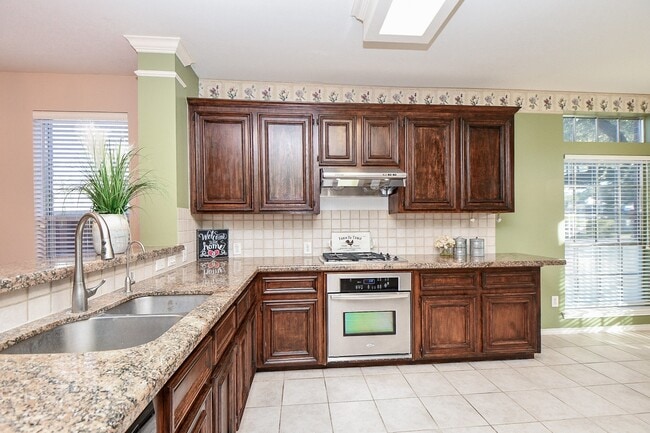 Photo - 4202 Creek Hollow Ln