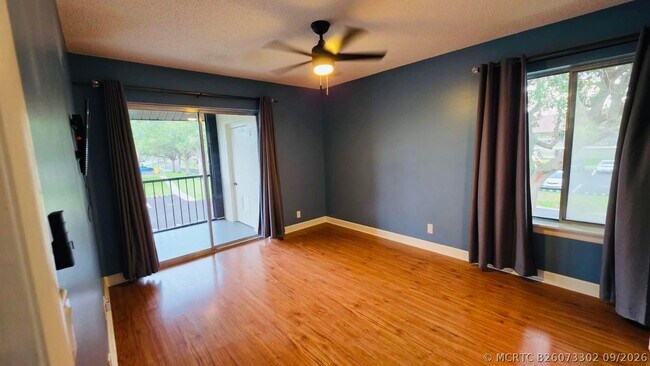 Photo - 6314 Chasewood Dr Unit E
