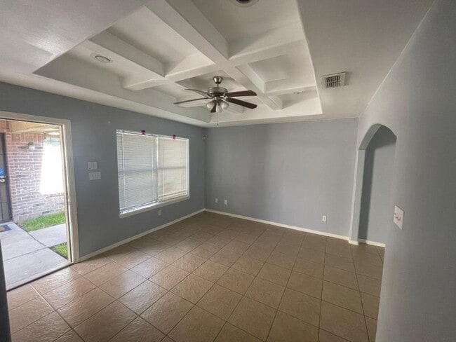 Building Photo - 803 W Emerald Dr Rental