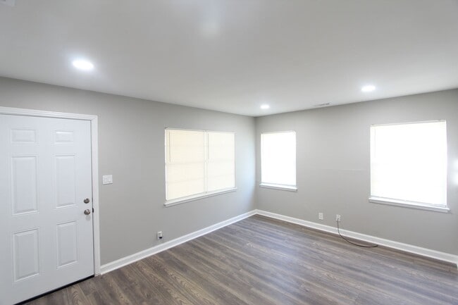 Photo - Cute ! Cute! Cute! New on the Market and Newly Renovated!
