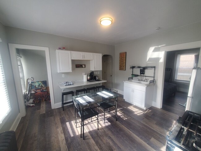 Photo - 2867 N Fratney St