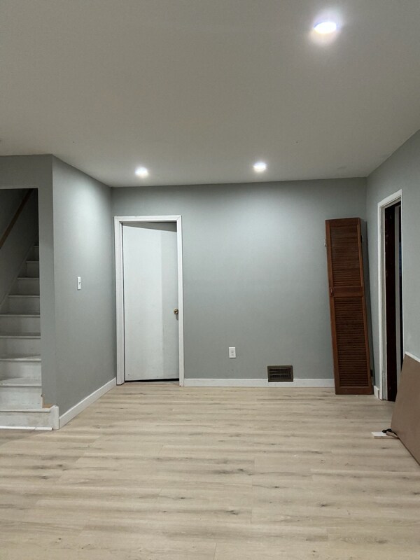 Photo - 7584 Hudson Ave