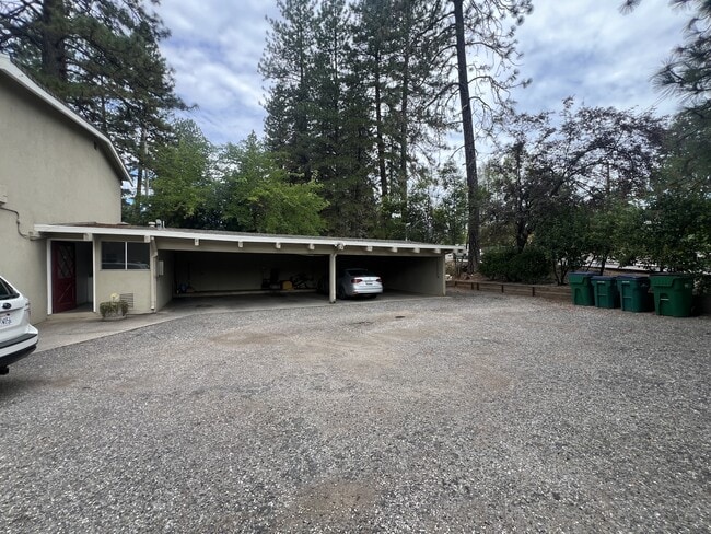 Photo - 1017 W Main St