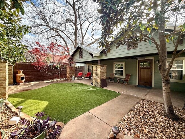 Building Photo - 4214 Bellvue Ave