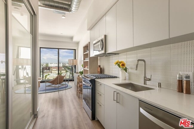 Photo - 10401 Washington Blvd Unit 836