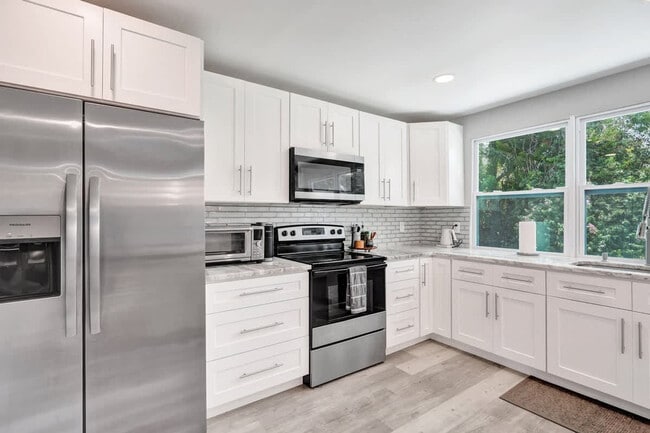 Photo - 1587 NE 30th St Unidad SI ID1503921P