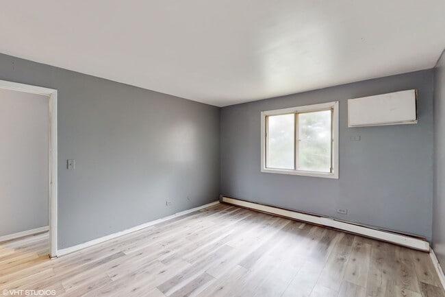 Photo - 2432 Waterbury Dr Unit 101