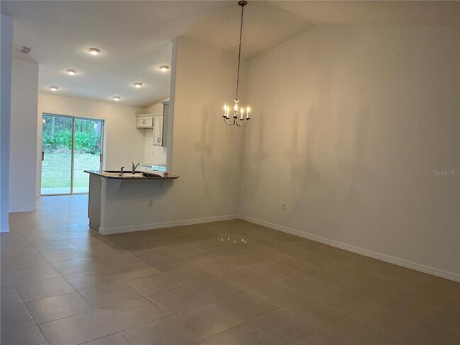 17 Freneau Ln