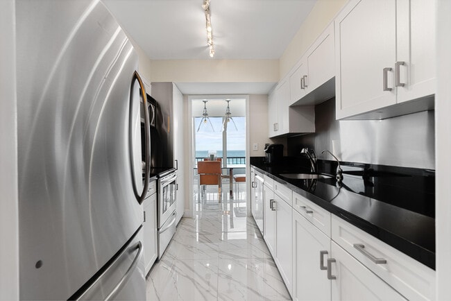 Photo - 5550 N Ocean Dr Unit 5c