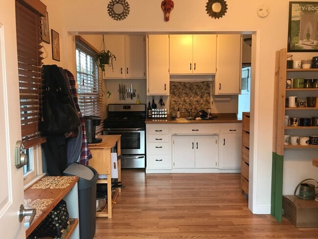 Photo - 750 Mountain View St Unit 750-B