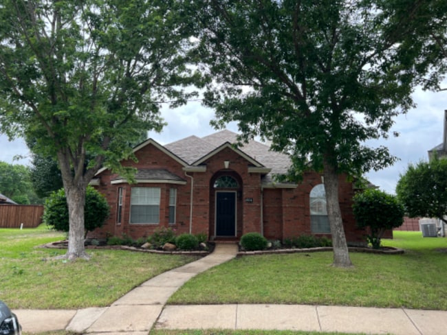 Photo - 6104 Sumter Ct House
