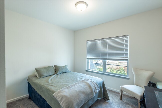 Photo - 32422 Clouser Crawdad Ct
