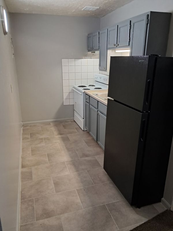 Photo - 1931 Clinton St