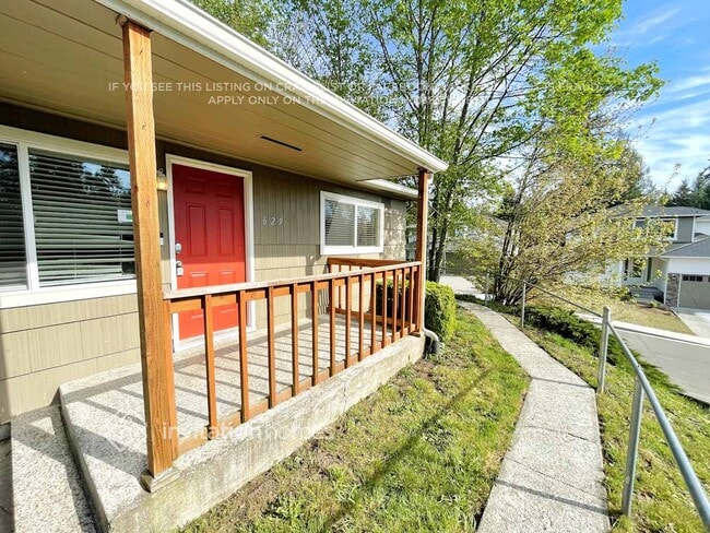 Photo - 629 57th St SW