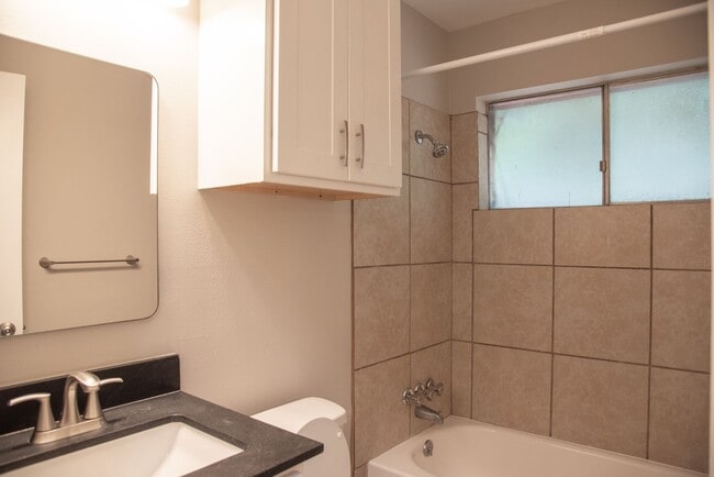 1706 Trinity Pl Unit A