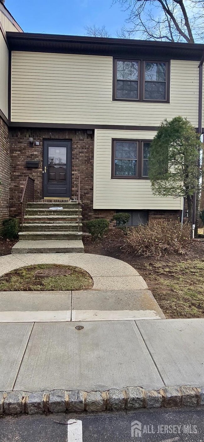 Building Photo - 78 Highview Dr