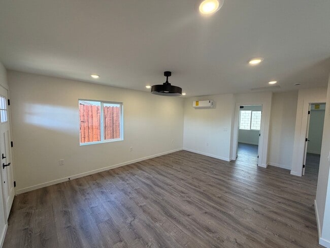 Photo - 4640 Tilbury Ct
