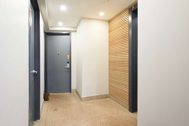 Photo - 244 E 75th St Unit SI ID1021987P