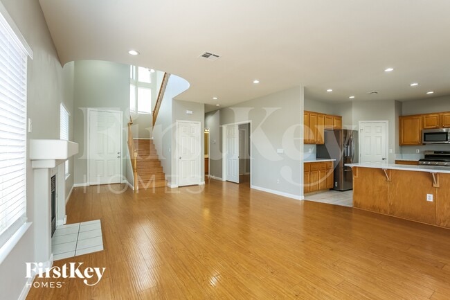 Photo - 3600 N Tomsik St